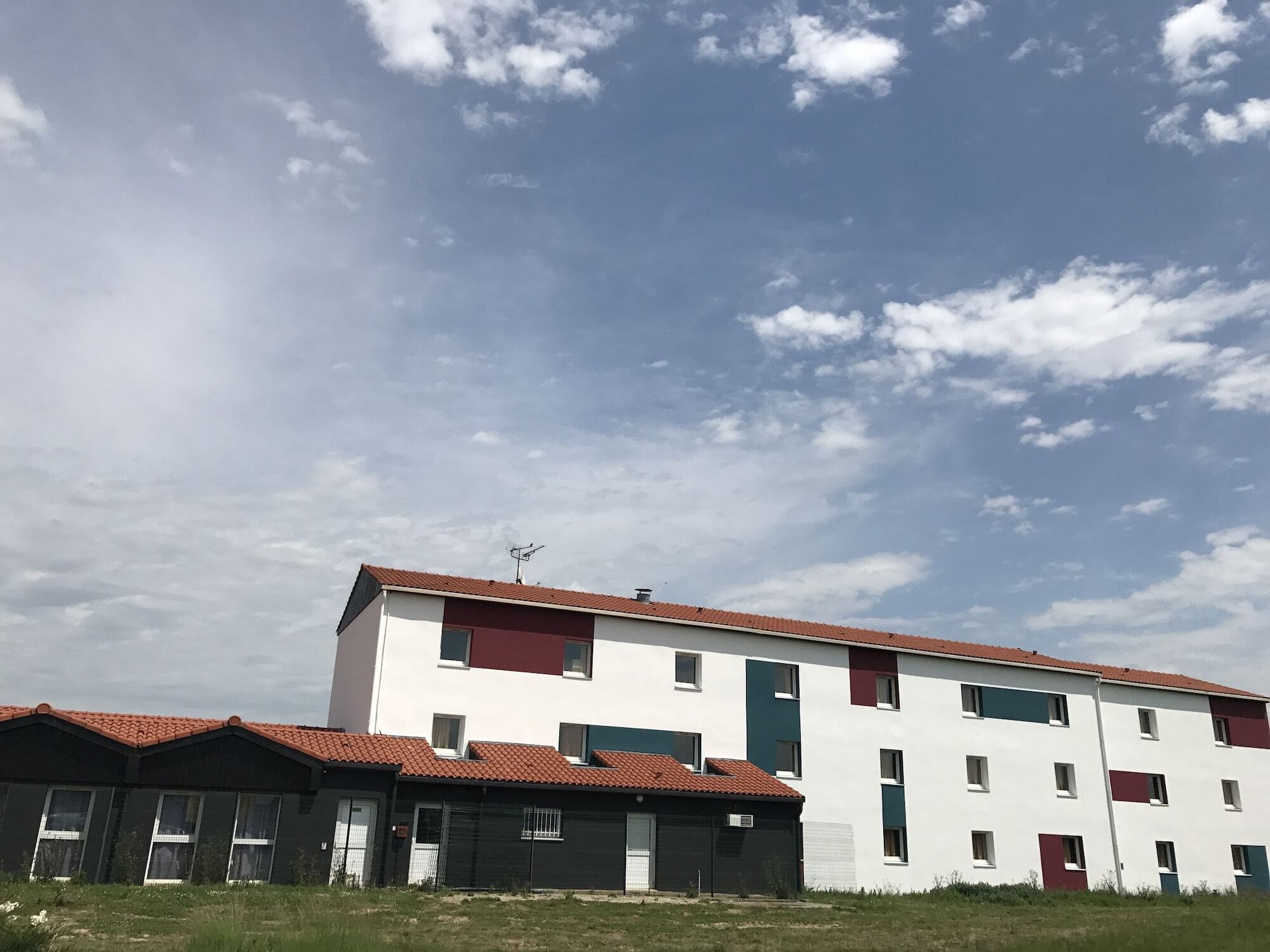 Kyriad Direct Agen Castelculier Exterior photo